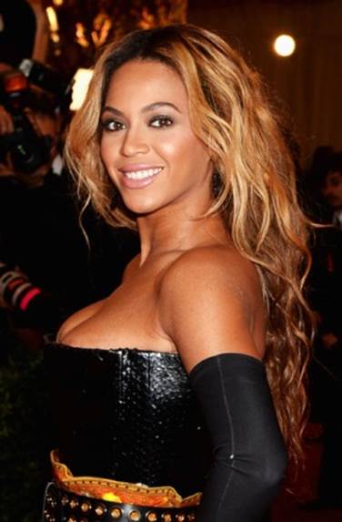 5 of Beyonce's Best Makeup Tricks & Secrets_5