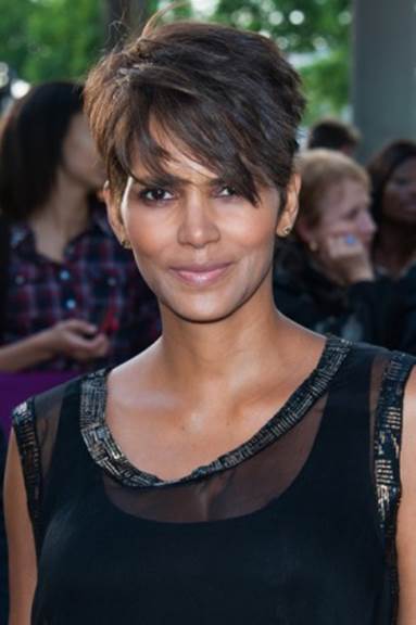 5 of Halle Berry's Top Anti-Aging Secrets_1