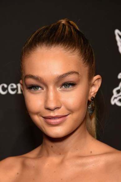 5 of Gigi Hadid’s Best Beauty, Skin& Makeup Secrets