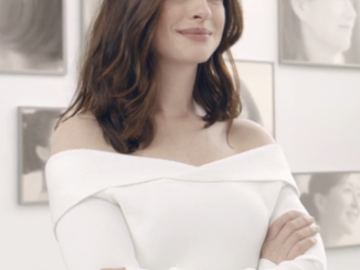 Anne Hathaway discussed the possibility of a sequel to The Devil Wears Prada