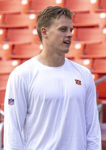 Joe Burrow injury reports Damar Hamlin