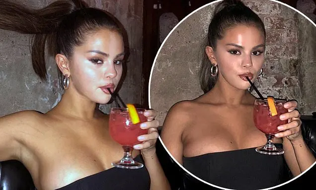 Singer Selena Gomez bares her breasts for the camera in a provocative Instagram photo that was once deleted by the artist because it was "too much"