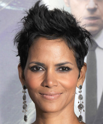 Halle Berry Rocks TwoTone Blonde  Black Hairstyle On New Movie Set   Hollywood Life