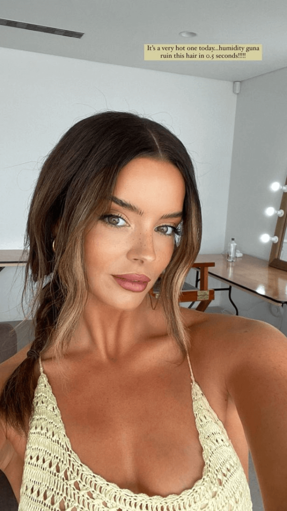 Maura Higgins wowed her fans by posing backstage in a dazzling dress while ditching her bra.