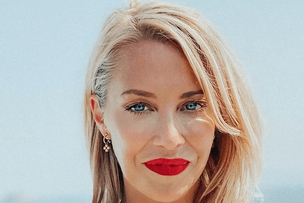 In a black see-through dress, Laura Hamilton was dubbed the ‘hottest women on TV’