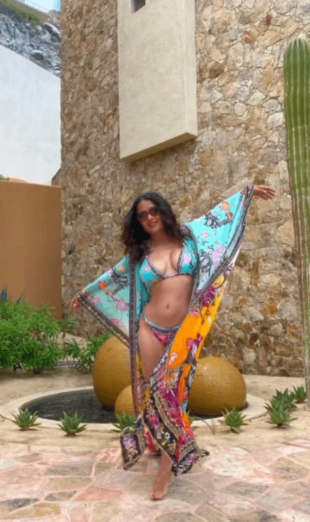 During one of her recent appearances, Salma Hayek wowed fans with her bright-colored bikini and lively dancing.