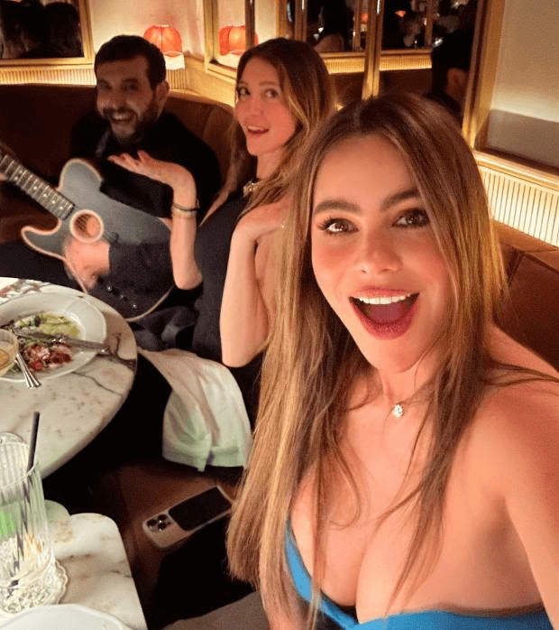Sofia Vergara, 51, posted several pictures with her friends during dinner in Paris on Thursday, including one of an amusing optical illusion.