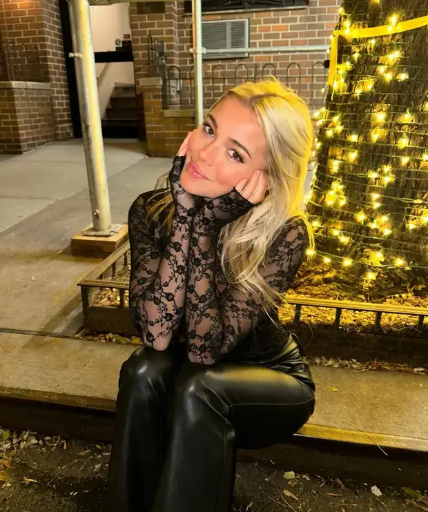 As she got into the Christmas spirit, Dunne wore a see-through top and figure-hugging black pants, captioning the photos: "Merry Christmas ya filthy animal."