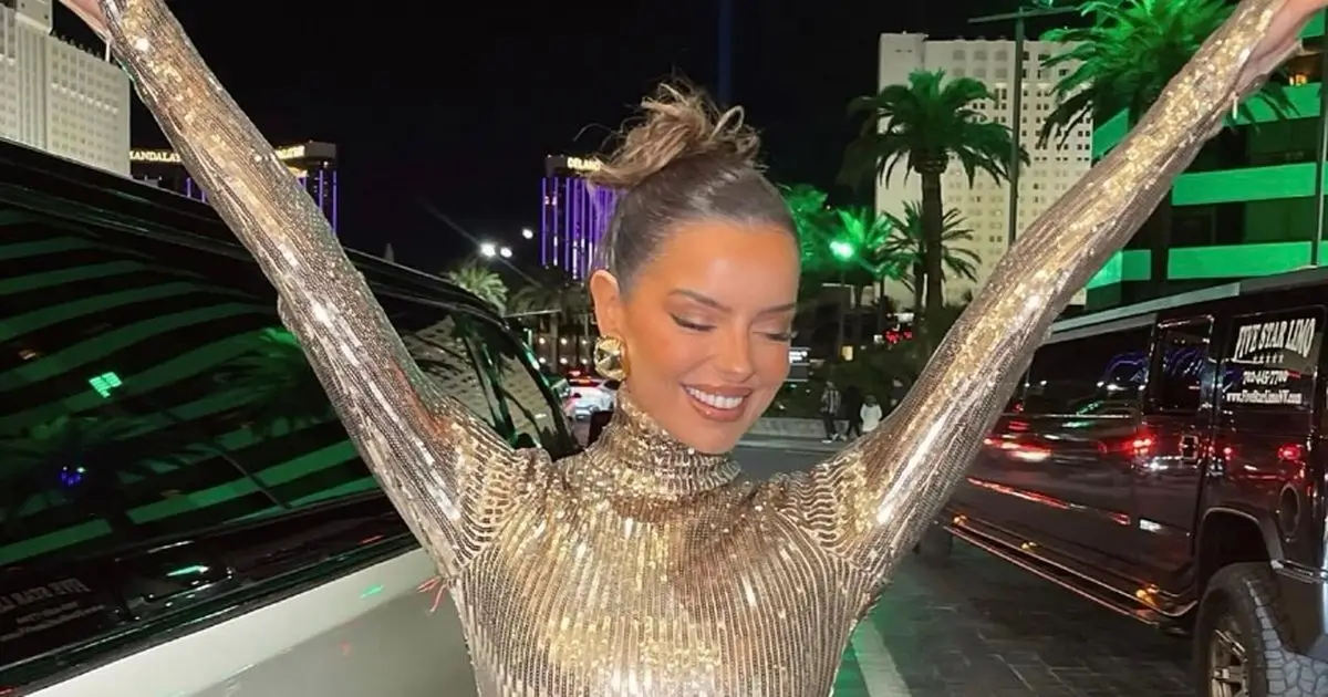 Maura Higgins wearing a world’s teeniest miniskirt on lavish trip to Las Vegas and has called ‘breathtaking’