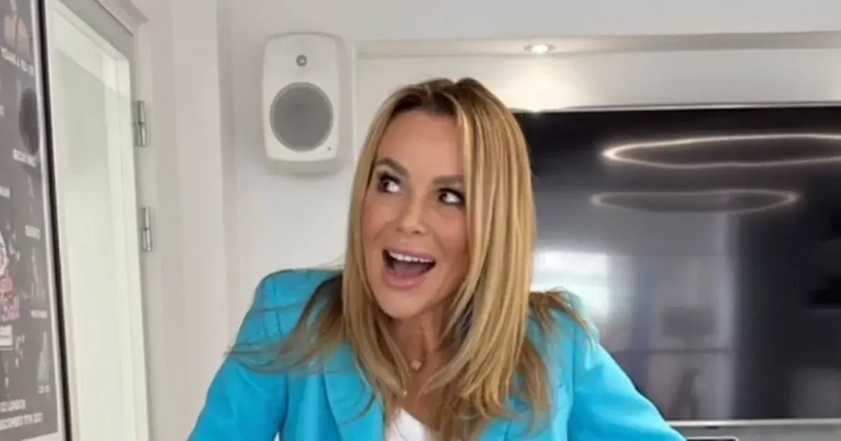 While totally braless, Amanda Holden opened her jacket wide that sent her loyal legion of followers go wild