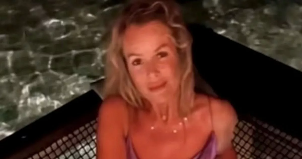 A tiny orange bikini displays Amanda Holden’s perfect physique when she shares saucy snaps of her luxury vacation