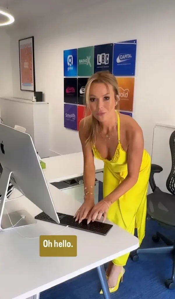 In the video, Amanda appeared to be typing on a computer while nearly suffering a nip slip. She welcomed her fans with “Oh hello!