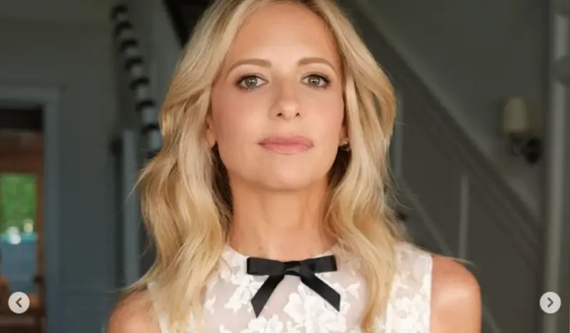 Sarah Michelle Geller, 47, dazzles in a white lace mini dress which showed off her ageless beauty