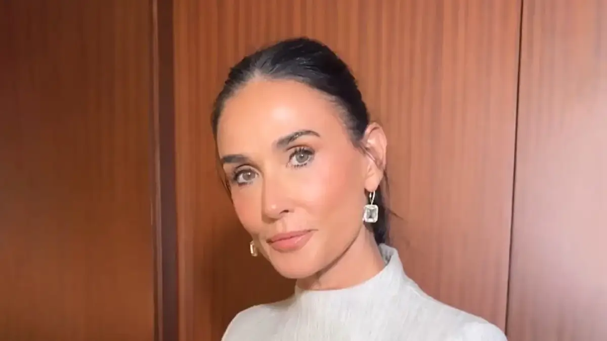 Demi Moore stunned followers by wearing a pouf dress, flawless makeup during an event celebrating her Variety magazine cover