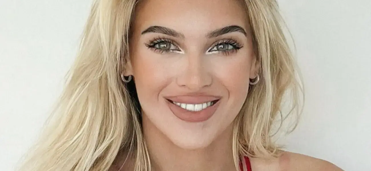 The Stunning Veronika Rajek In Cheeky Undies Showed Off Her ‘Little Red Riding Hood’ Outfit
