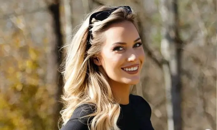 Gorgeous Paige Spiranac in a teeny miniskirt and skintight top reveals her ‘Love-Hate Relationship’