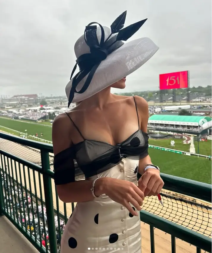 Olivia Dunne captivates the digital realm with a fresh revelation. At Churchill Downs, she graced the Kentucky Derby, donning an outfit that left onlookers in awe.