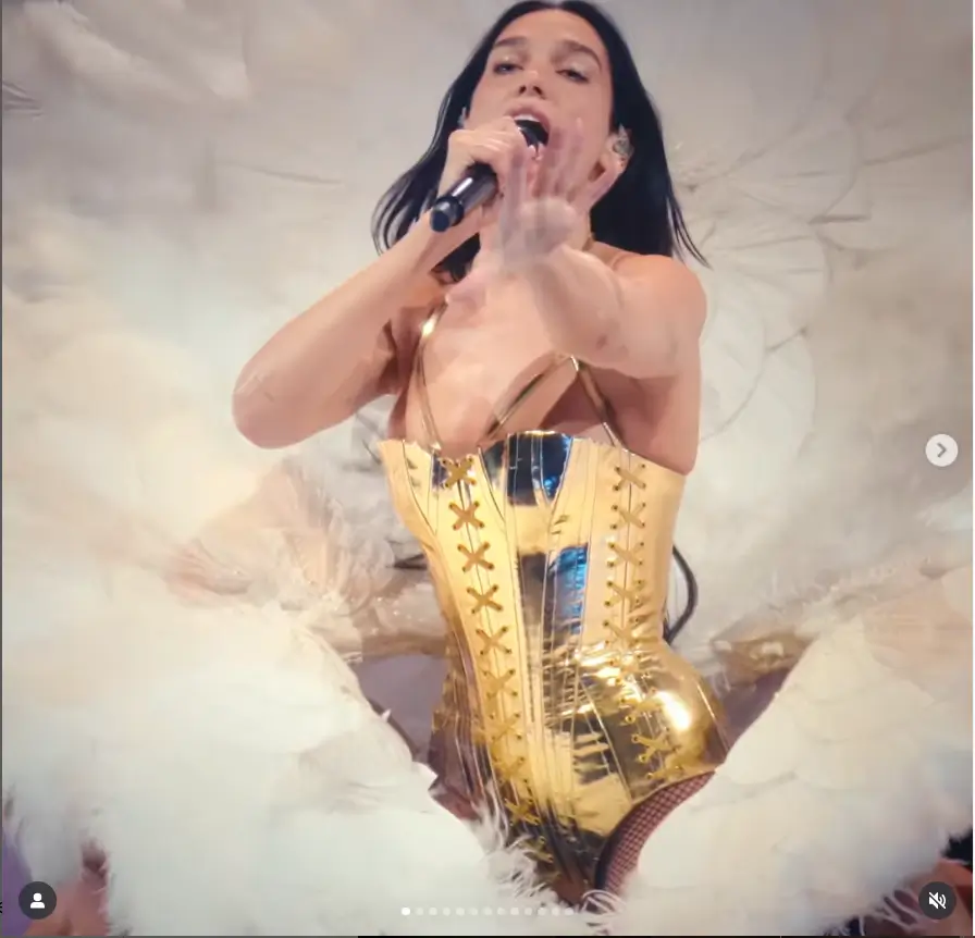 Dua Lipa started the Canada leg of her Radical Optimism Tour on Monday in a shiny gold corset bodysuit that made hearts race.